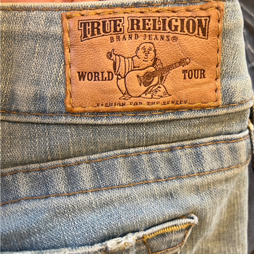 Women’s TRUE RELIGION Jeans - Picture 2 of 4